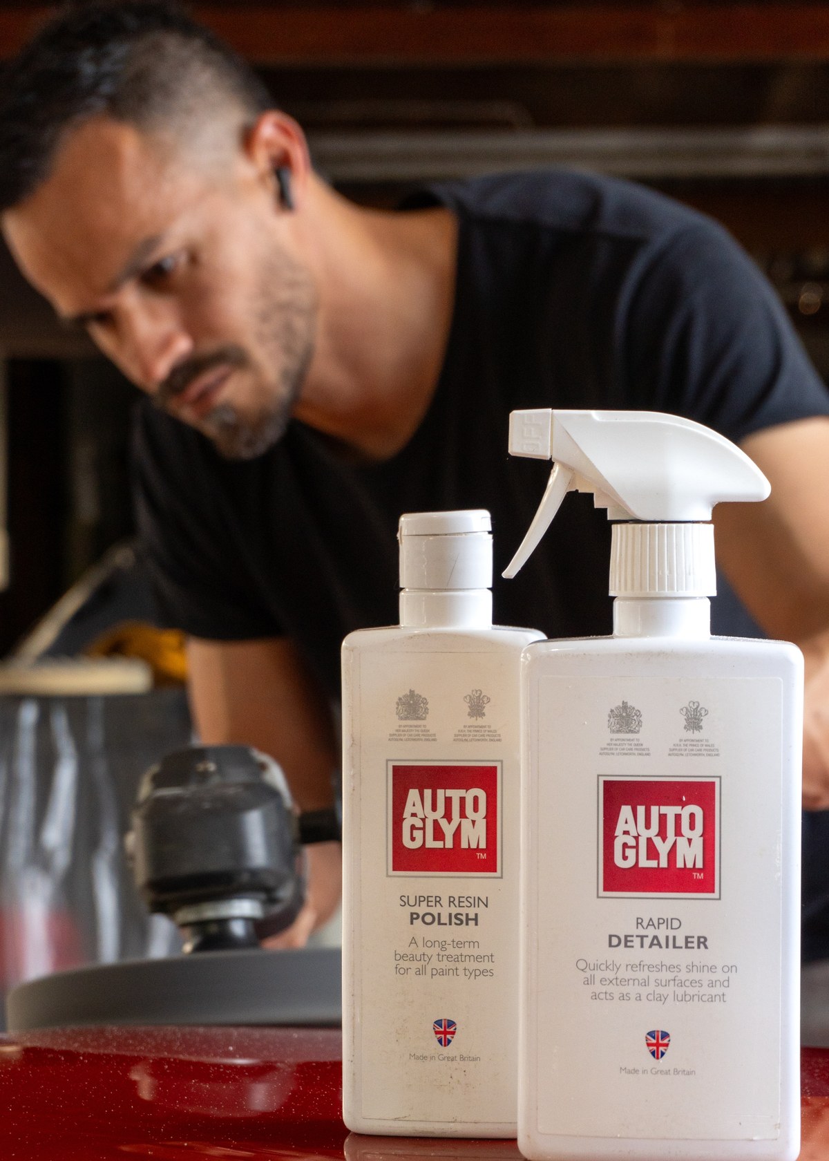 Aziz of ALR Aluminium Restoration at work in Cape Town